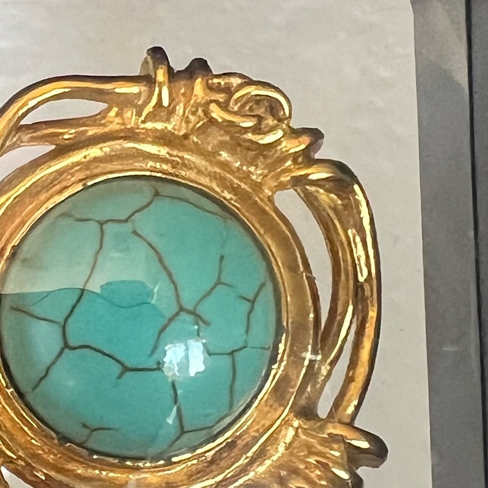 CHANEL Cabochon Turquoise Grippoix 95 P Clip On Earrings. - Picture 6 of 7